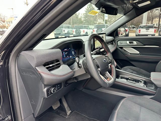 Certified 2025 Ford Explorer ST w/ Sun And Sound Package image 43