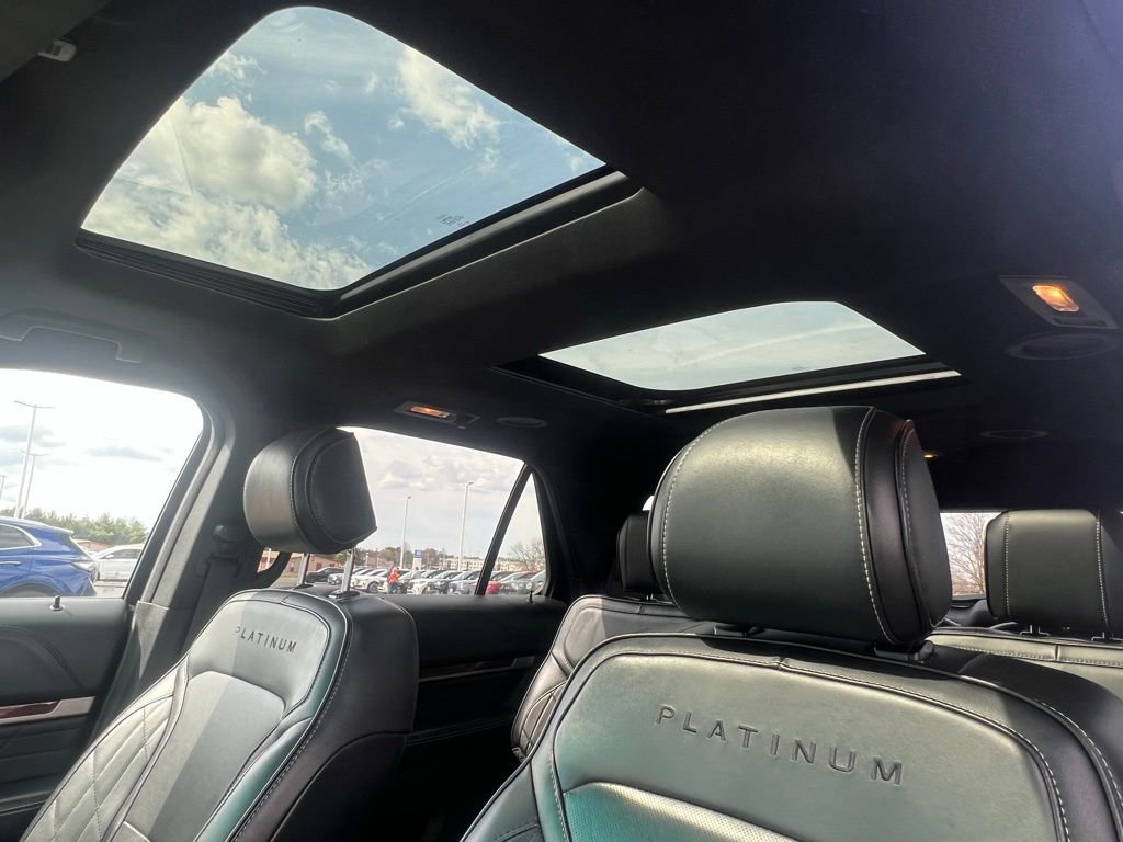 Certified 2017 Ford Explorer Platinum image 19