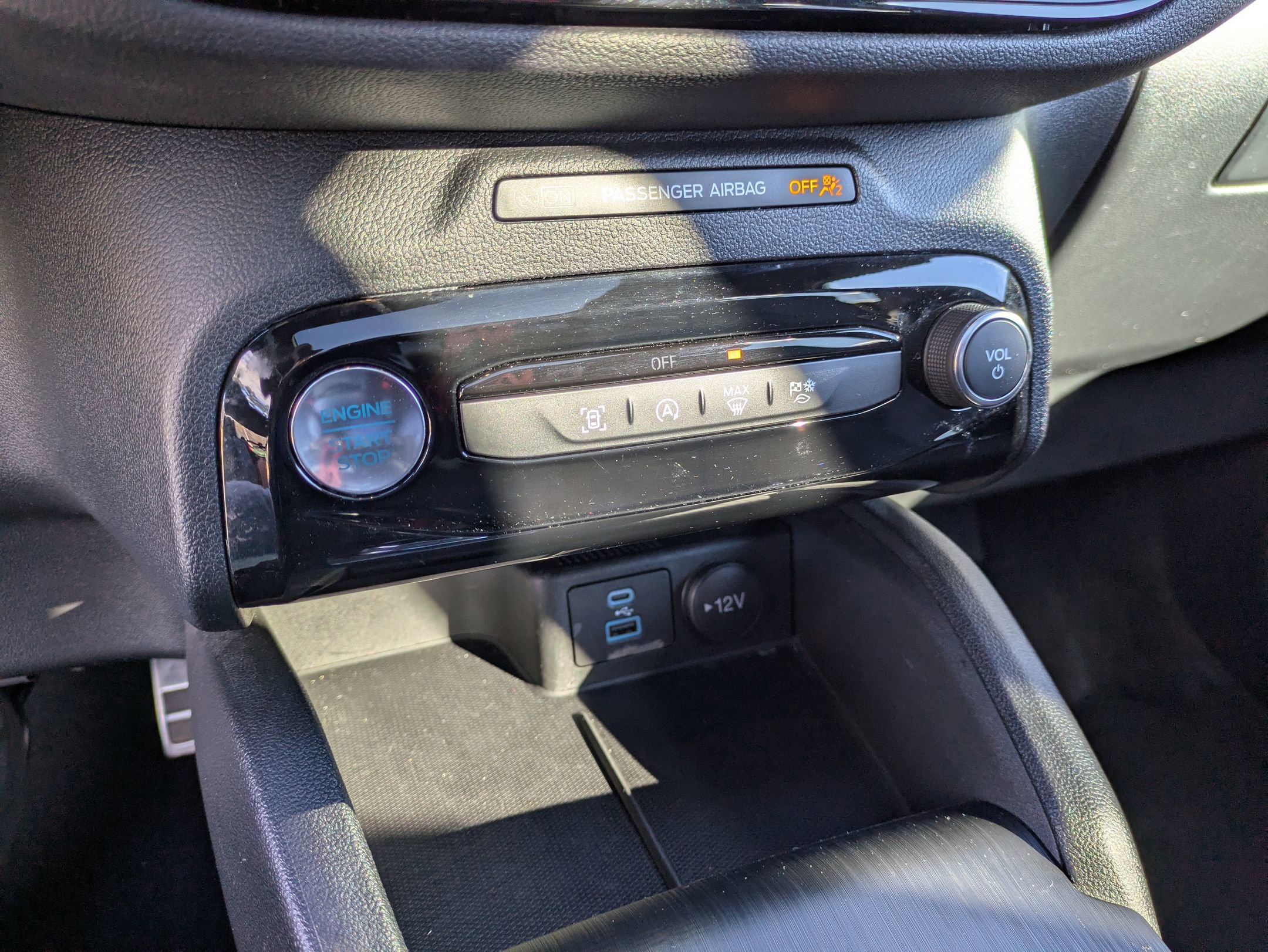 Certified 2023 Ford Escape ST-Line w/ Tech Pack #1 image 25