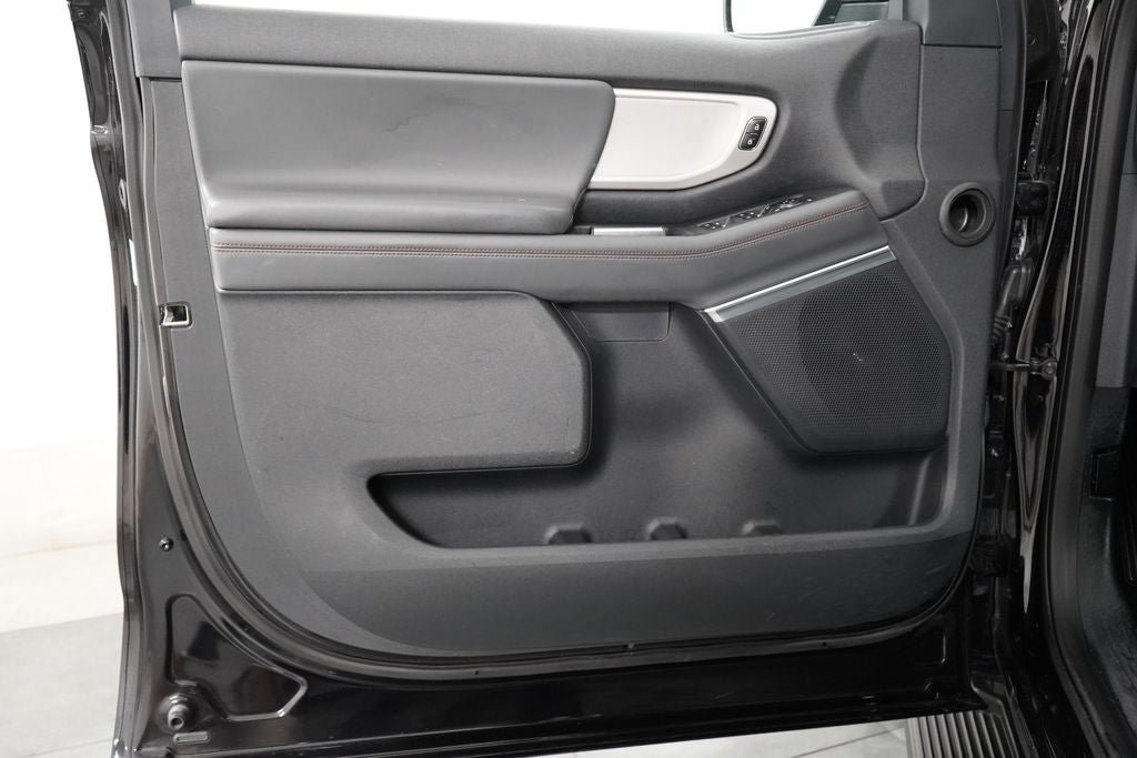 Certified 2025 Ford Expedition Max Active AWD/4WD image 31