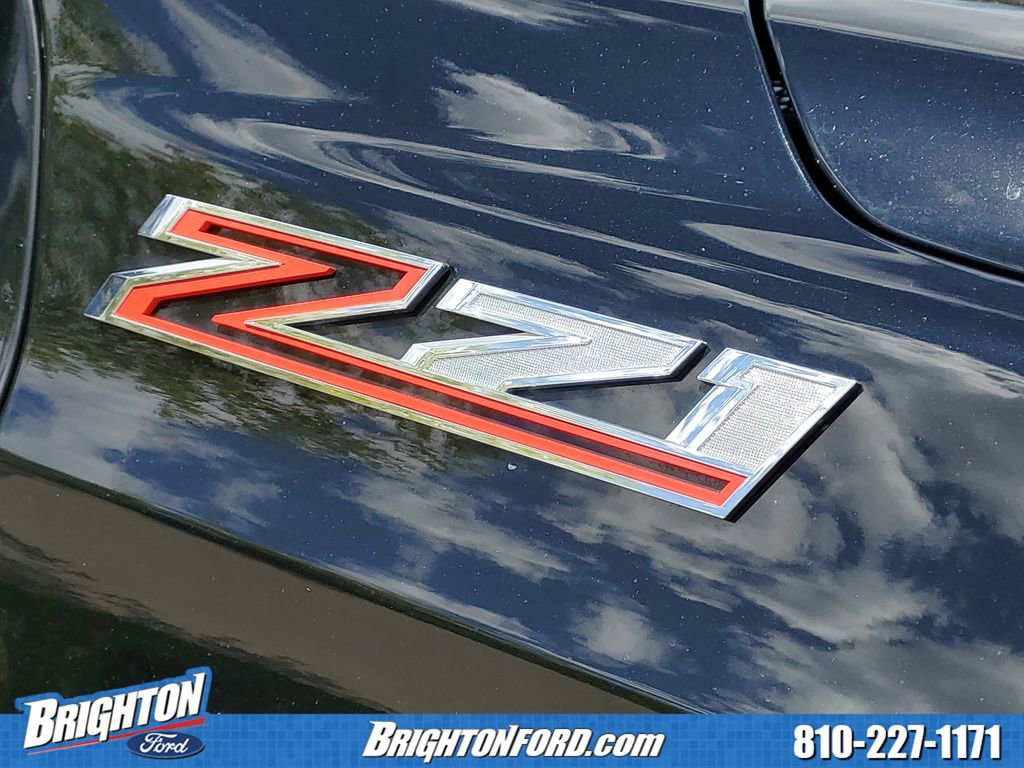 Used 2023 Chevrolet Suburban Z71 AWD/4WD image 5