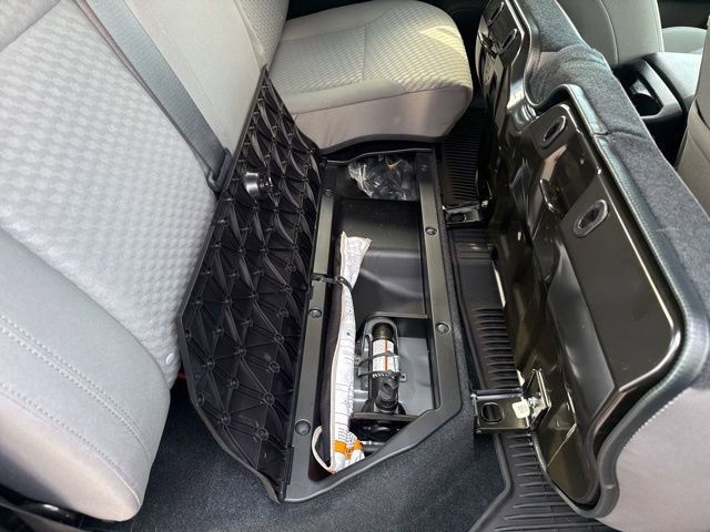 Used 2023 Toyota Tacoma SR5 AWD/4WD image 35