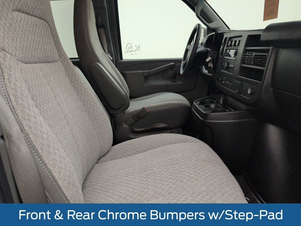 Used 2018 Chevrolet Express 3500 LT w/ LT Preferred Equipment Group image 16