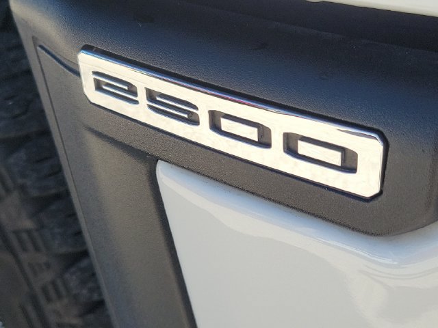 Used 2025 GMC Sierra 2500 Denali AWD/4WD image 18