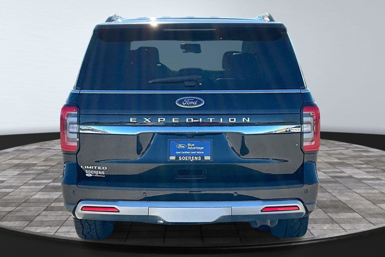 Certified 2024 Ford Expedition Limited image 6