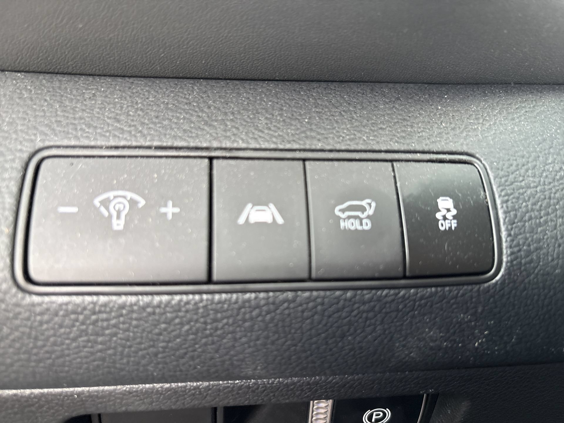 Used 2023 Hyundai Santa Fe SEL FWD image 13
