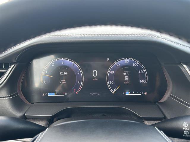 Used 2023 Jeep Grand Cherokee Overland w/ Luxury Tech Group IV AWD/4WD image 23