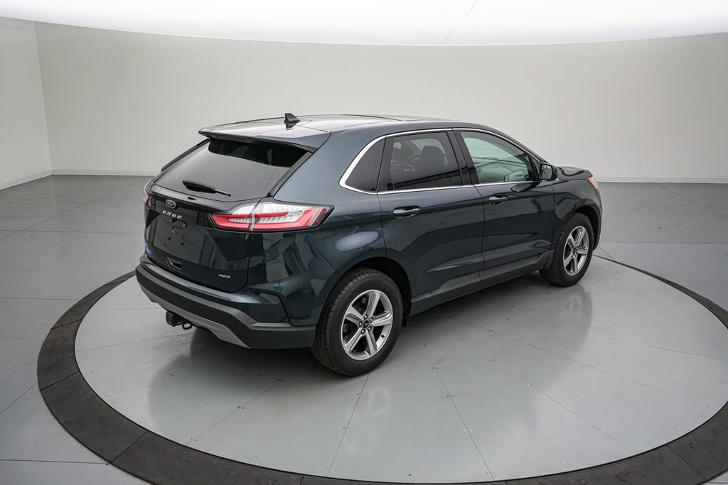 Certified 2023 Ford Edge SEL w/ Convenience Package AWD/4WD image 4
