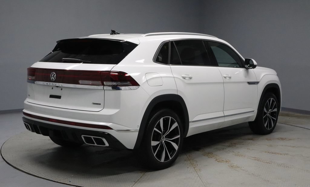 Used 2025 Volkswagen Atlas Cross Sport SEL Premium R-Line AWD/4WD image 12