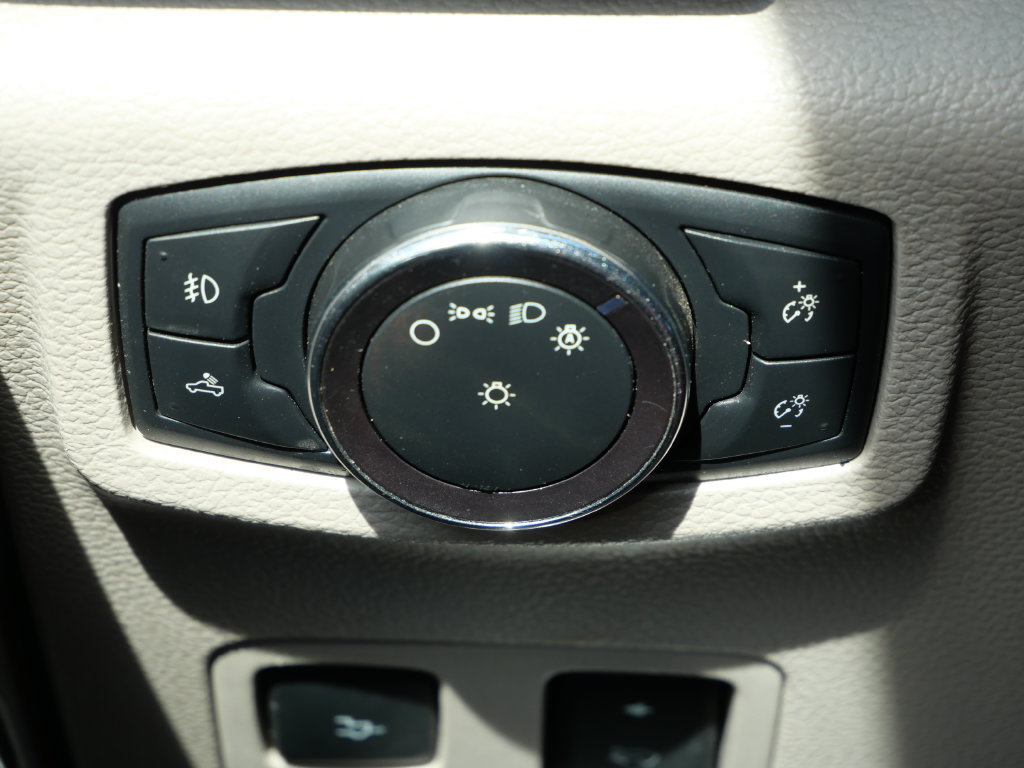 Certified 2019 Ford F350 Limited AWD/4WD image 30