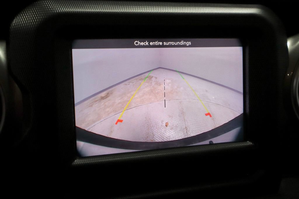 Used 2021 Jeep Wrangler Unlimited Sahara image 9