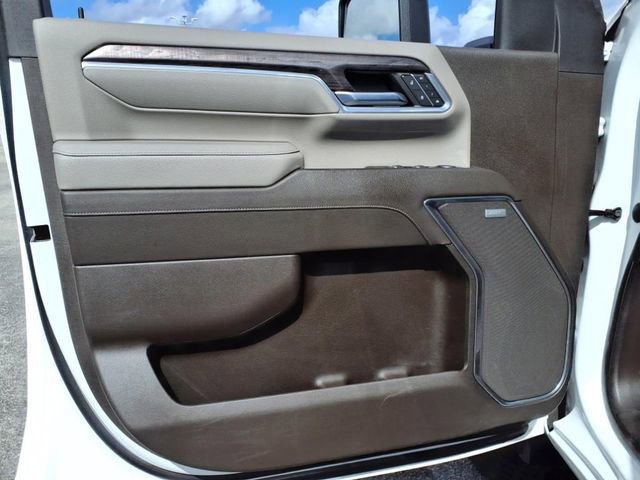 Used 2024 Chevrolet Silverado 3500 LTZ w/ LTZ Convenience Package image 8