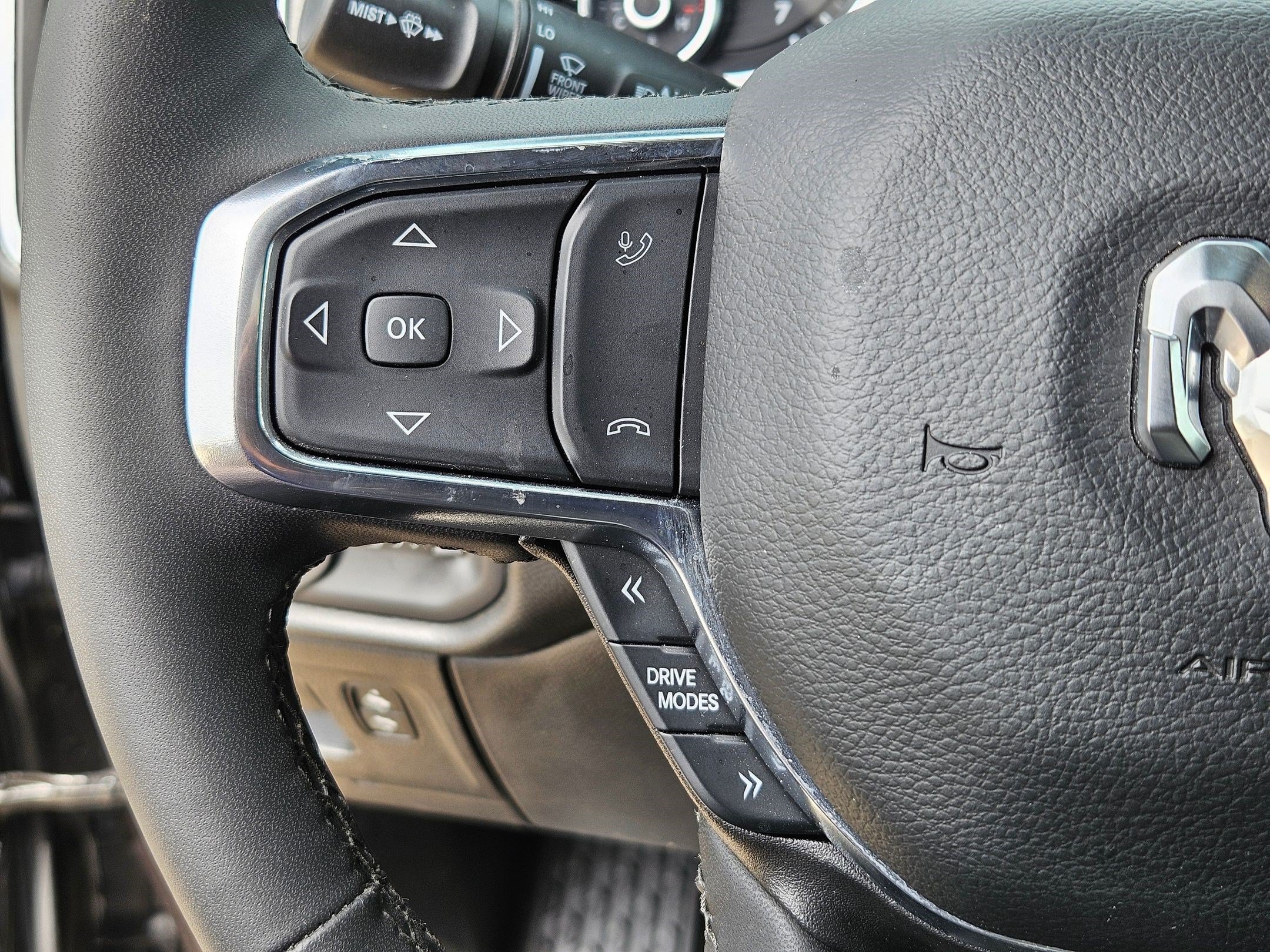 Used 2026 RAM 1500 Laramie AWD/4WD image 19