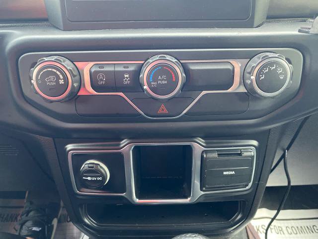 Used 2019 Jeep Wrangler Unlimited Sport AWD/4WD image 23