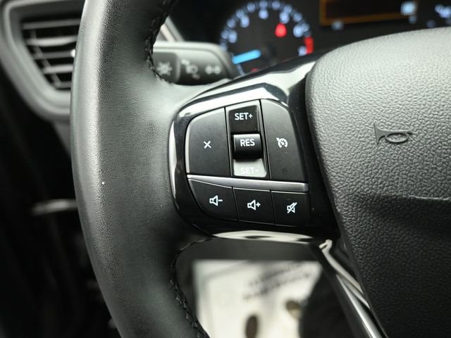 Certified 2022 Ford Escape SE w/ Cold Weather Package image 32