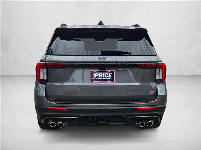 Certified 2025 Ford Explorer ST image 4