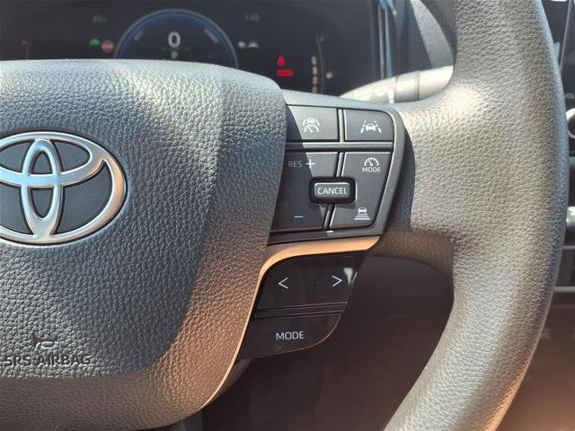 Used 2025 Toyota Camry LE FWD image 13