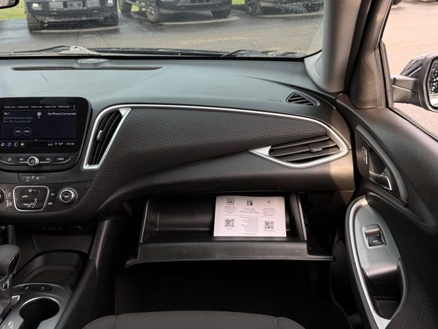 Used 2025 Chevrolet Malibu LS image 37