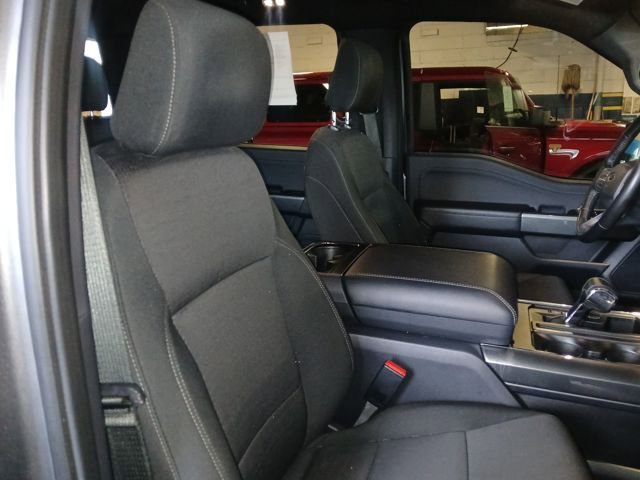 Certified 2022 Ford F150 XLT w/ Equipment Group 302A High image 54