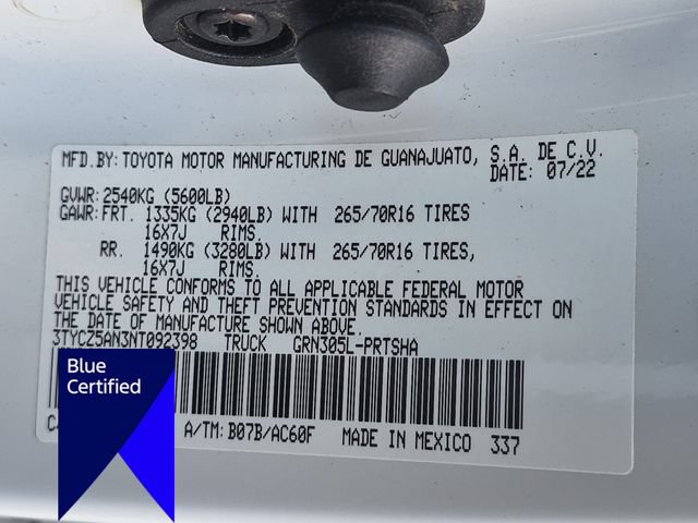 Used 2022 Toyota Tacoma TRD Off-Road AWD/4WD image 37