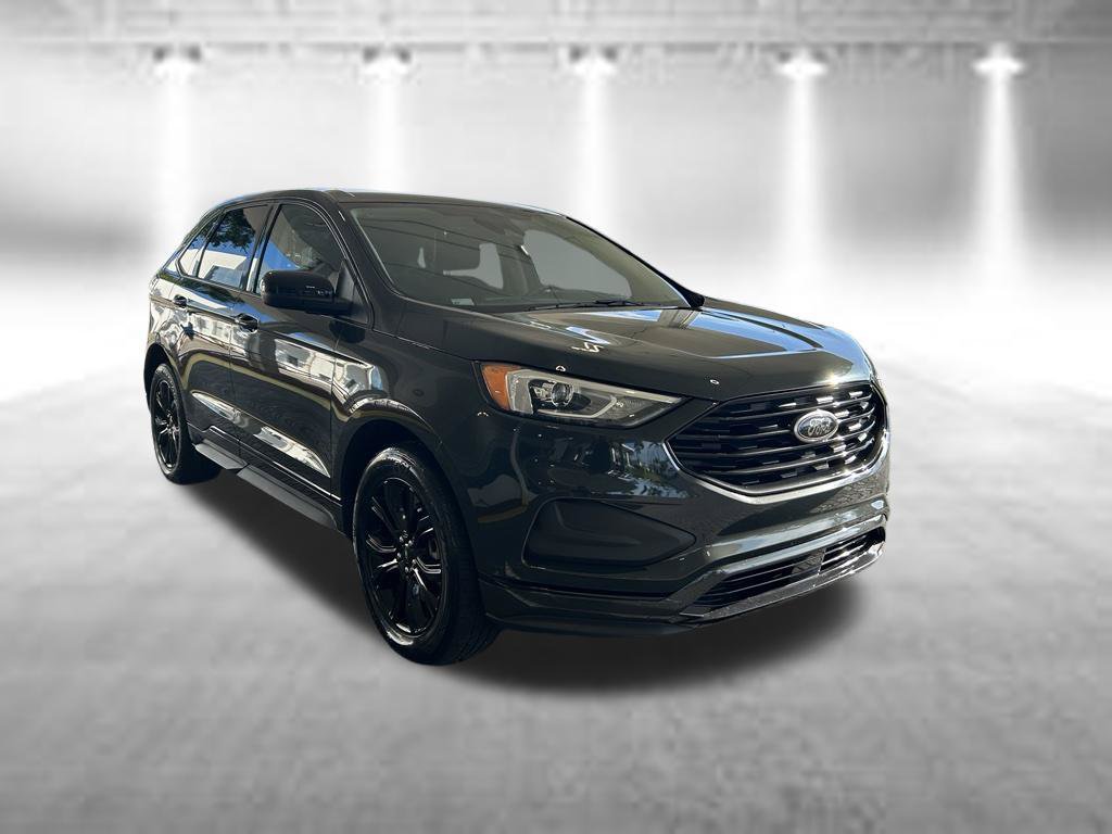 Certified 2024 Ford Edge SE w/ Black Appearance Package AWD/4WD image 2