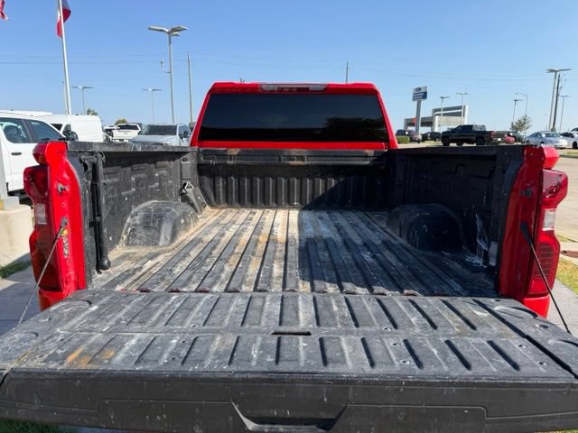 Used 2022 Chevrolet Silverado 2500 Custom w/ Custom Convenience Package AWD/4WD image 8