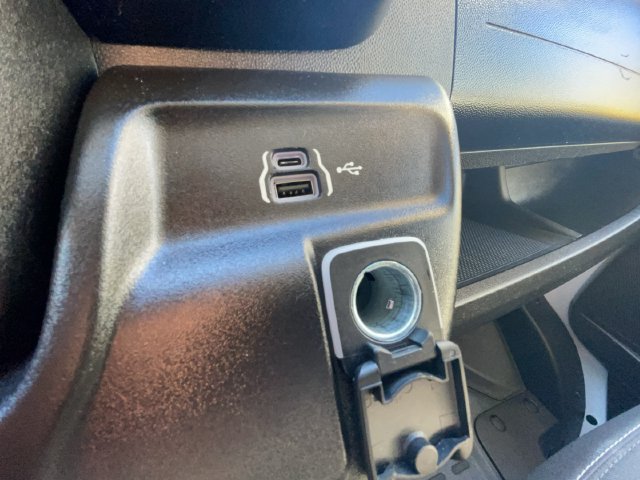 Used 2025 RAM ProMaster 2500 w/ U-Haul Equipment Group FWD image 26