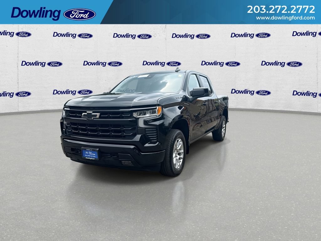 Used 2024 Chevrolet Silverado 1500 RST AWD/4WD image 4