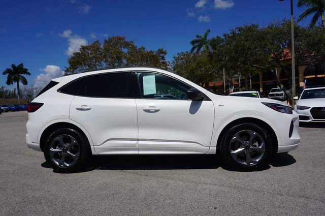 Certified 2023 Ford Escape ST-Line w/ Tech Pack #1 image 15