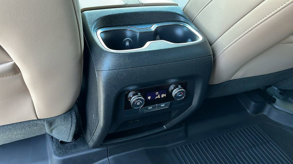 Used 2026 Buick Enclave Preferred w/ LPO, Floor Liner Package FWD image 9