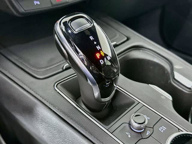 Used 2024 Cadillac XT4 Premium Luxury FWD image 19