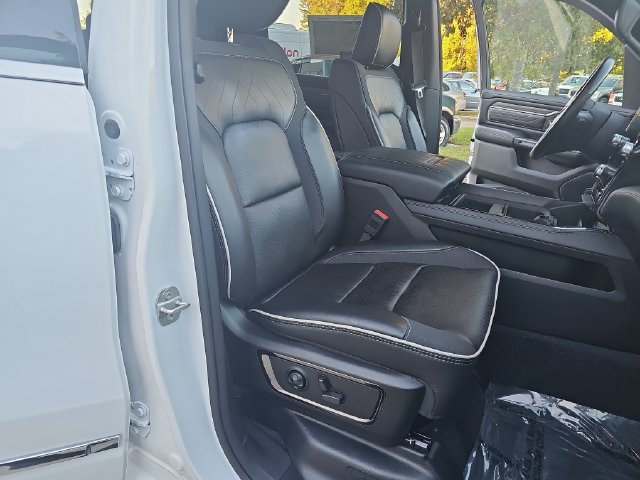 Used 2025 RAM 1500 Limited w/ Off Road Group AWD/4WD image 10
