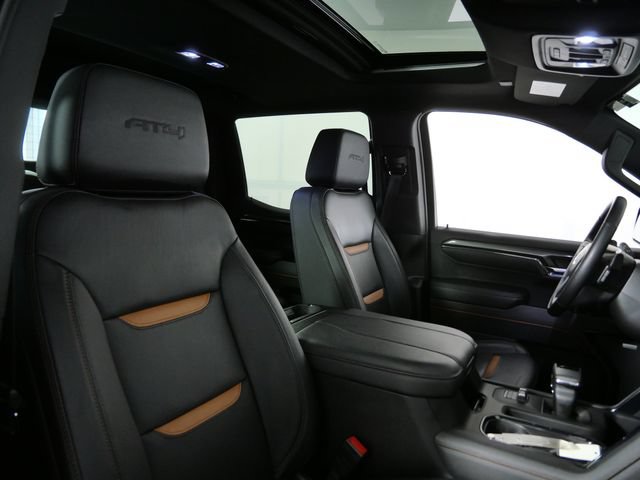 Used 2024 GMC Sierra 1500 AT4 w/ Technology Package AWD/4WD image 14