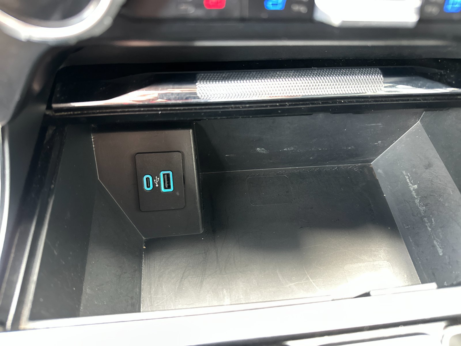 Certified 2023 Ford F150 Lariat AWD/4WD image 41