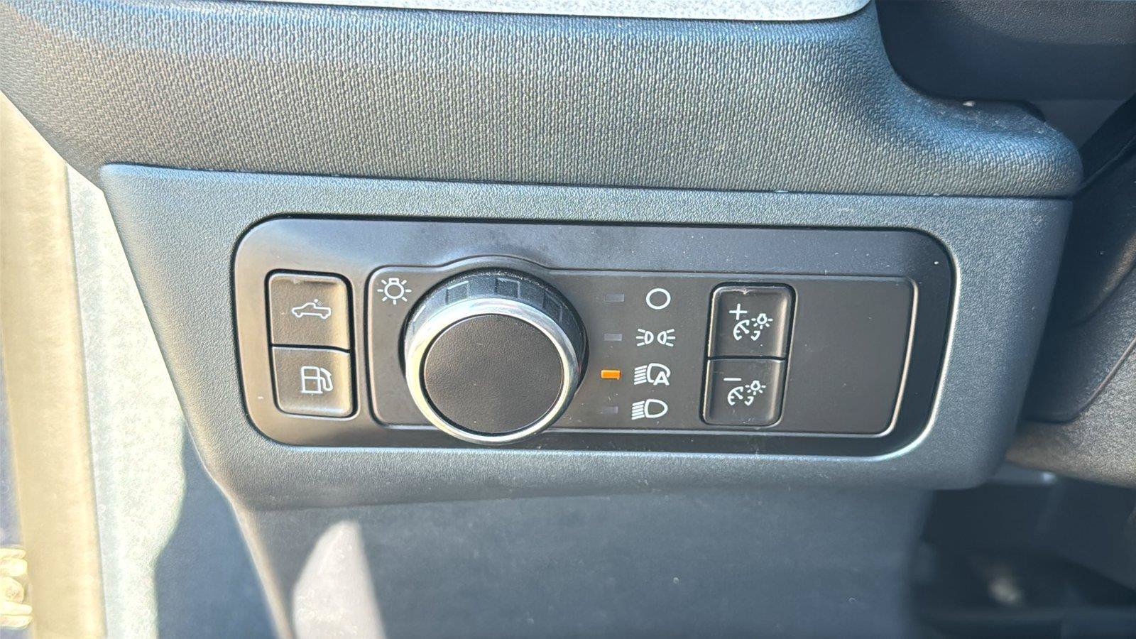 Certified 2023 Ford Maverick XLT w/ XLT Luxury Package FWD image 29