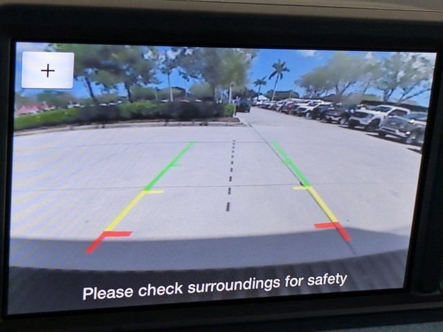 Certified 2022 Ford Maverick XLT image 25