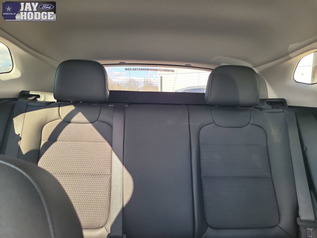 Used 2025 Chevrolet Trax LT w/ LT Convenience Package image 26