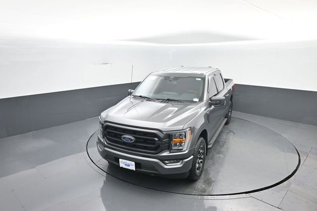 Certified 2022 Ford F150 XLT w/ Equipment Group 302A High image 21