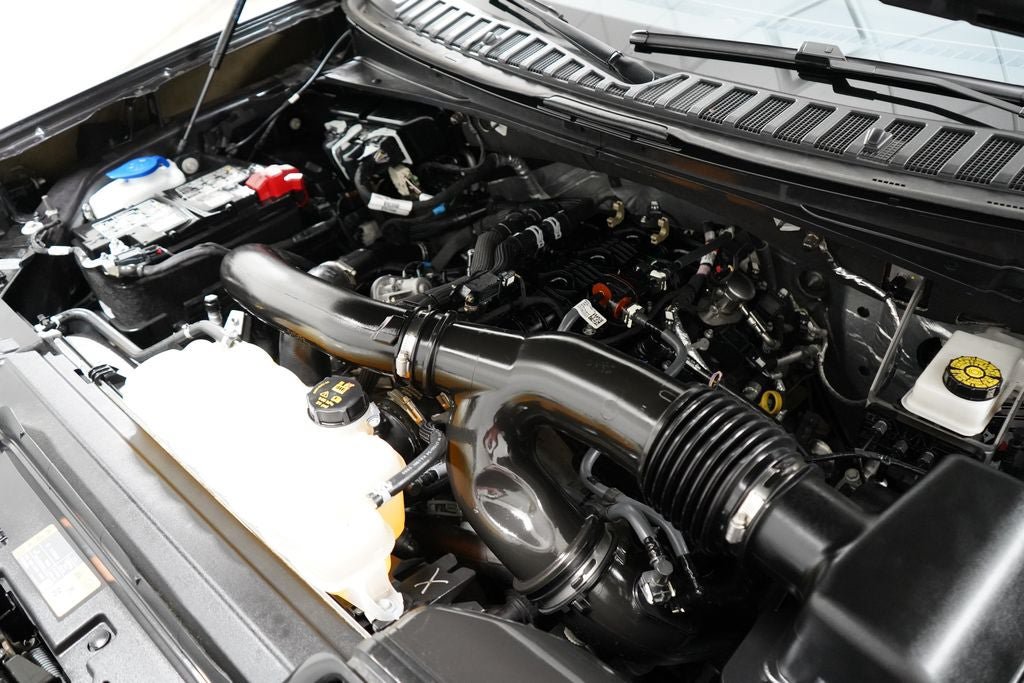 Certified 2025 Ford Expedition Active AWD/4WD image 35