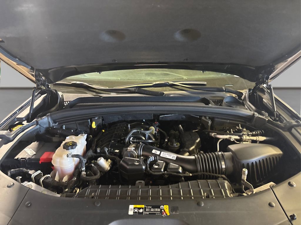 Used 2023 Jeep Grand Cherokee Altitude AWD/4WD image 15