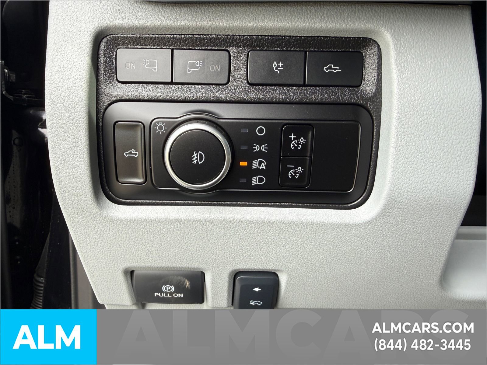 Certified 2023 Ford F250 Limited w/ FX4 Off-Road Package AWD/4WD image 32