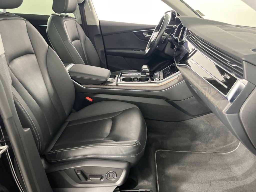Used 2019 Audi Q8 Premium Plus image 30