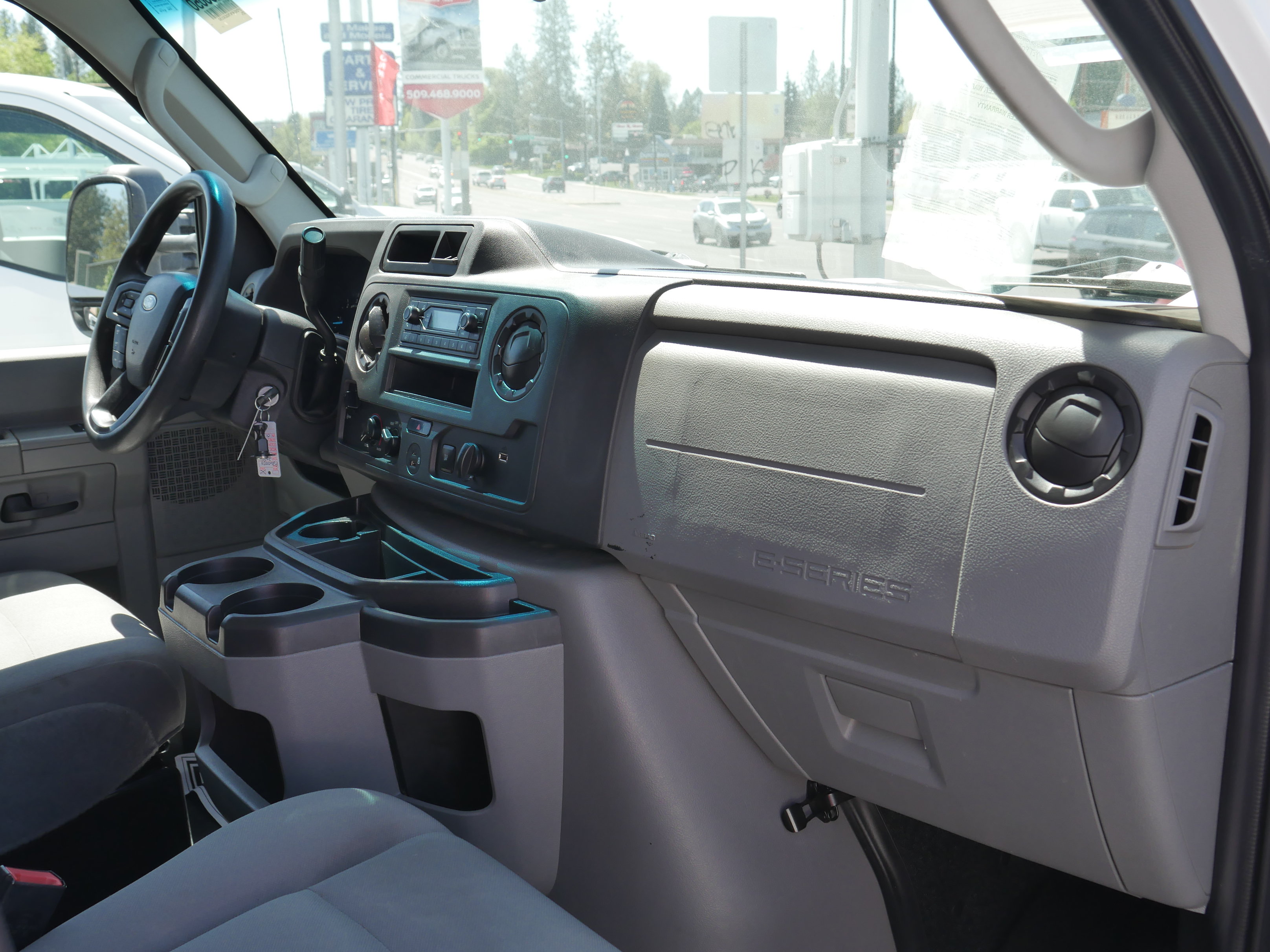 Certified 2024 Ford E-450 and Econoline 450 Super Duty RWD image 15