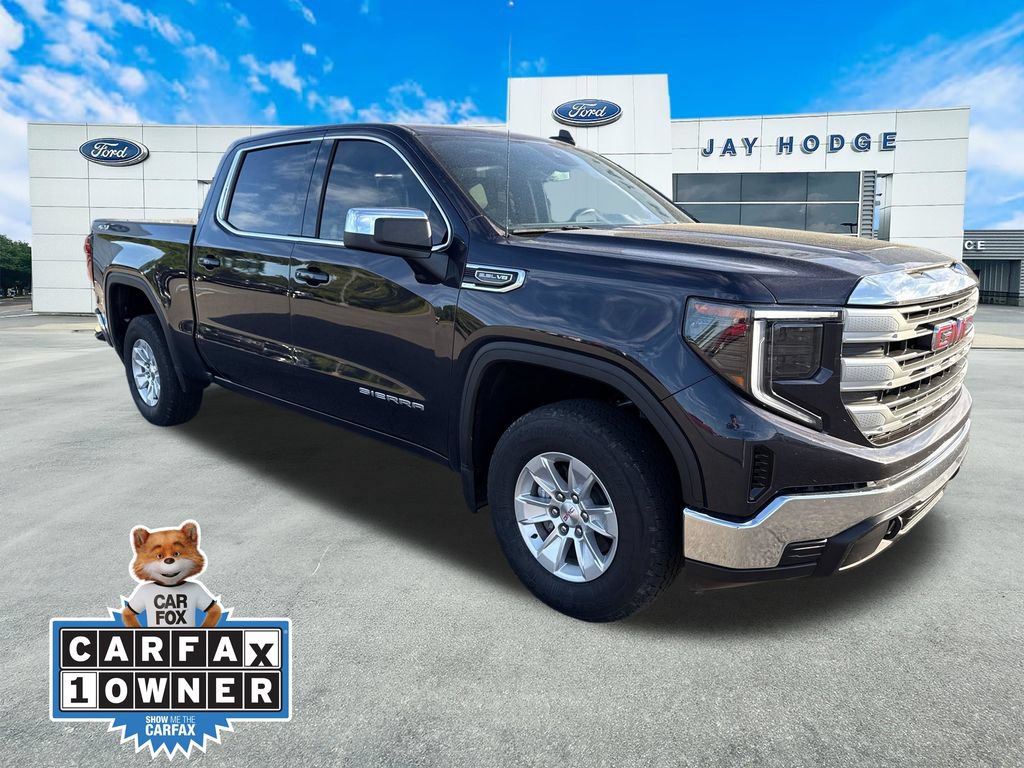 Used 2025 GMC Sierra 1500 SLE AWD/4WD image 1