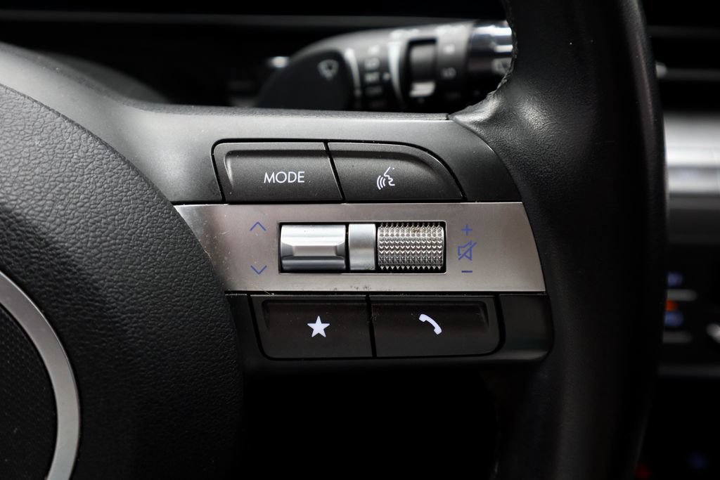 Used 2024 Hyundai Kona SEL FWD image 27