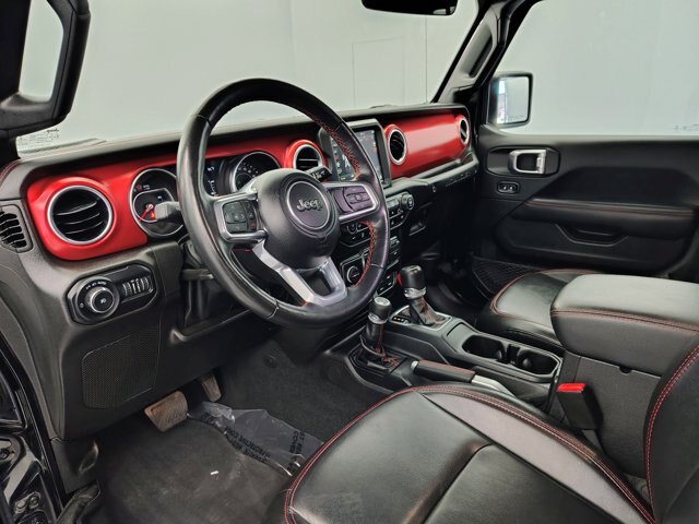 Used 2022 Jeep Wrangler Unlimited Rubicon w/ LED Lighting Group AWD/4WD image 38