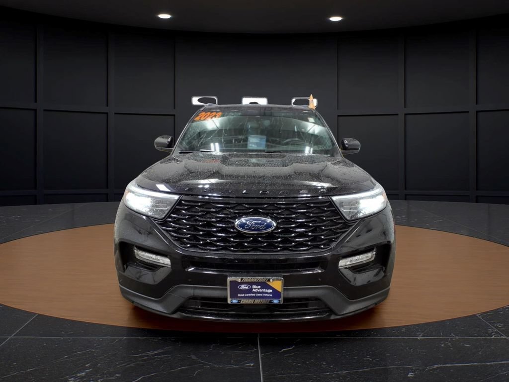 Certified 2023 Ford Explorer ST-Line AWD/4WD image 2