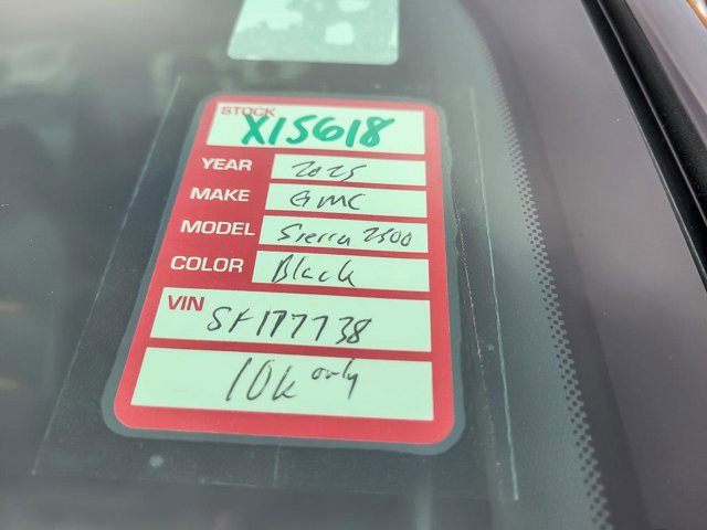 Used 2025 GMC Sierra 2500 AT4 w/ AT4 Premium Plus Package image 32