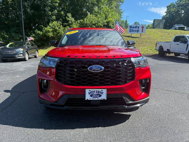Certified 2026 Ford Explorer ST-Line AWD/4WD image 2