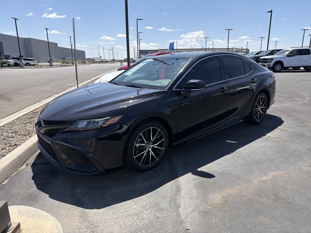 Used 2023 Toyota Camry SE